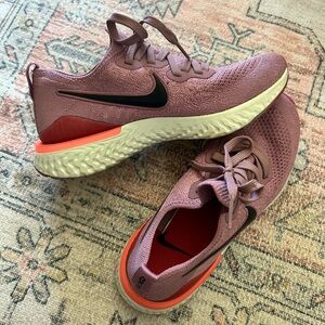 Nike Women's Mauve and Coral Athletic Shoes